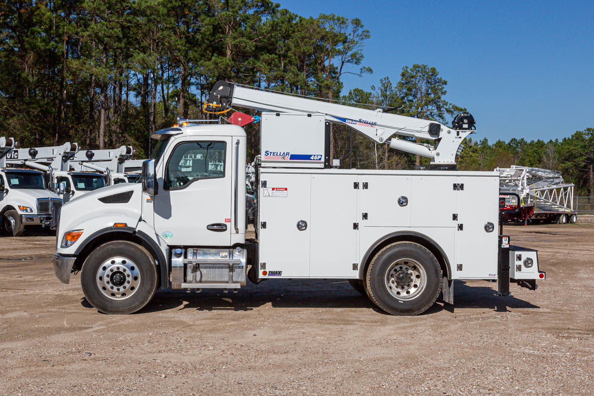 New Stellar 12630 TMAX 2-11 service body on New Kenworth T280